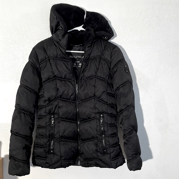 Nautica Black Puffer Jacket, Water Resistant, Size Medium, Like New - Picture 2 of 14